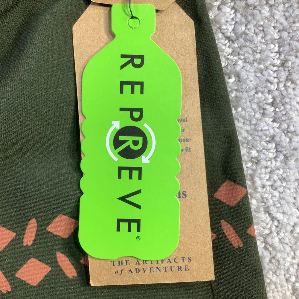 Roark Passage Primo Island Time Boardshorts Dark Military Green Mens Size 30 NWT